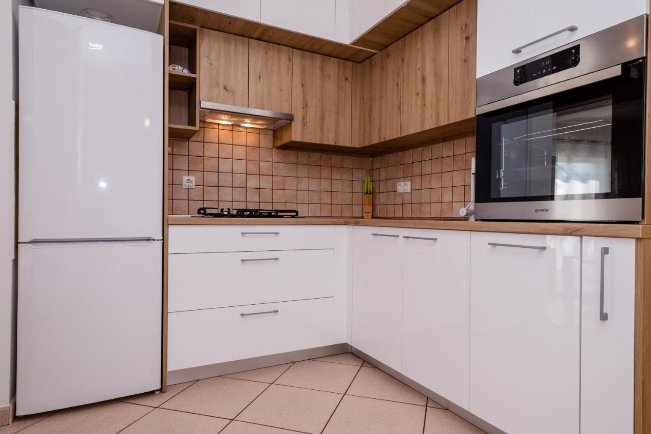 Zeljko Apartmani ロパール エクステリア 写真
