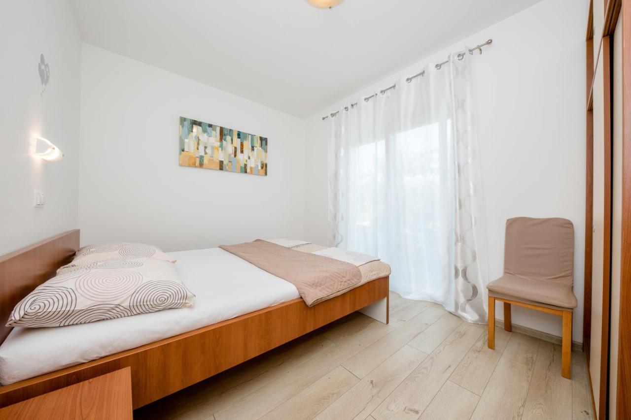 Zeljko Apartmani ロパール エクステリア 写真