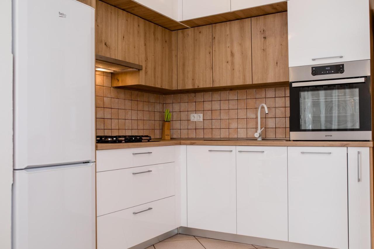 Zeljko Apartmani ロパール エクステリア 写真